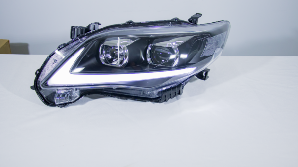 Farol corolla E150 12-14 HID - Image 4