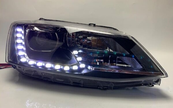 Farol jetta MK6 OEM 11-17 LED - Image 3
